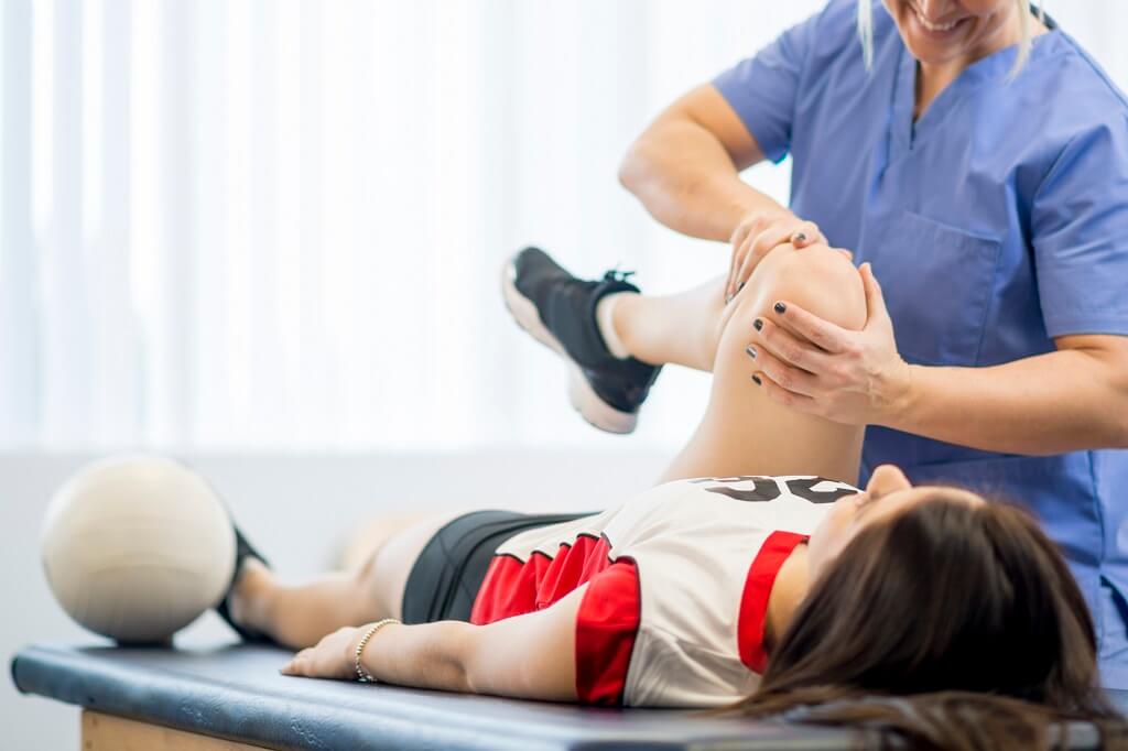 HOW PHYSICAL THERAPY CAN HELP A SPORT INJURY