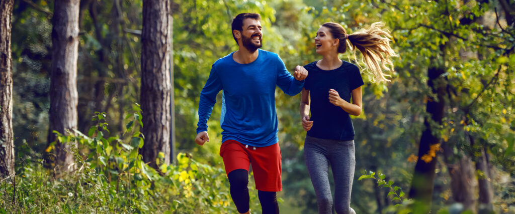 running-joggers-homepage-banner-performance-physical-therapy-hockessin-greenville-de